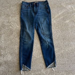 Madewell step hem 10” high rise skinny jeans size 28